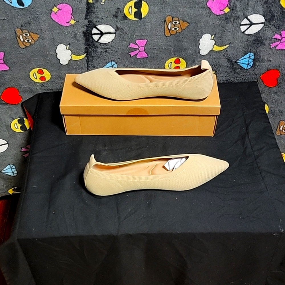 Venus Celia Flats